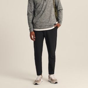 A&F slim tapered traveler pants